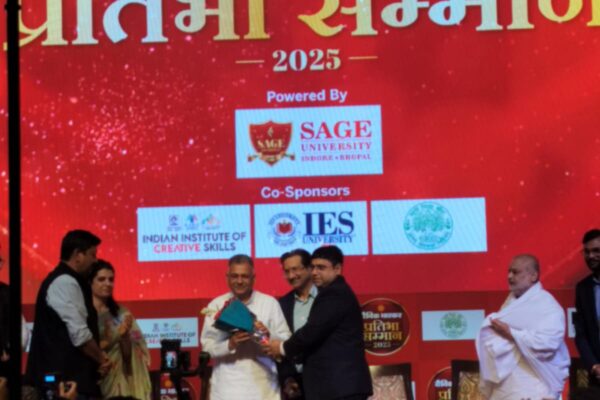 Dainik Bhaskar event Bhopal (1)